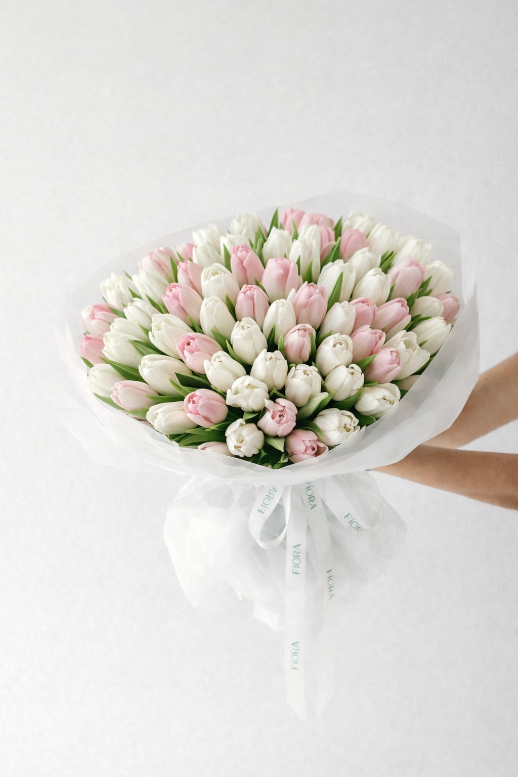 luxury bouquet of pink and white tulips Miami delivery – FÍORA